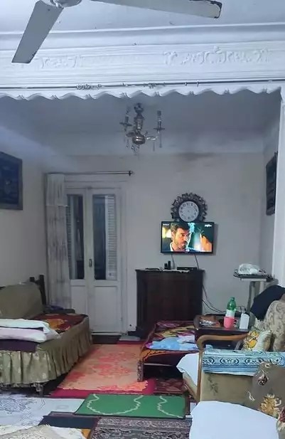 شقة ايجار قديم  في منطقة  شدس